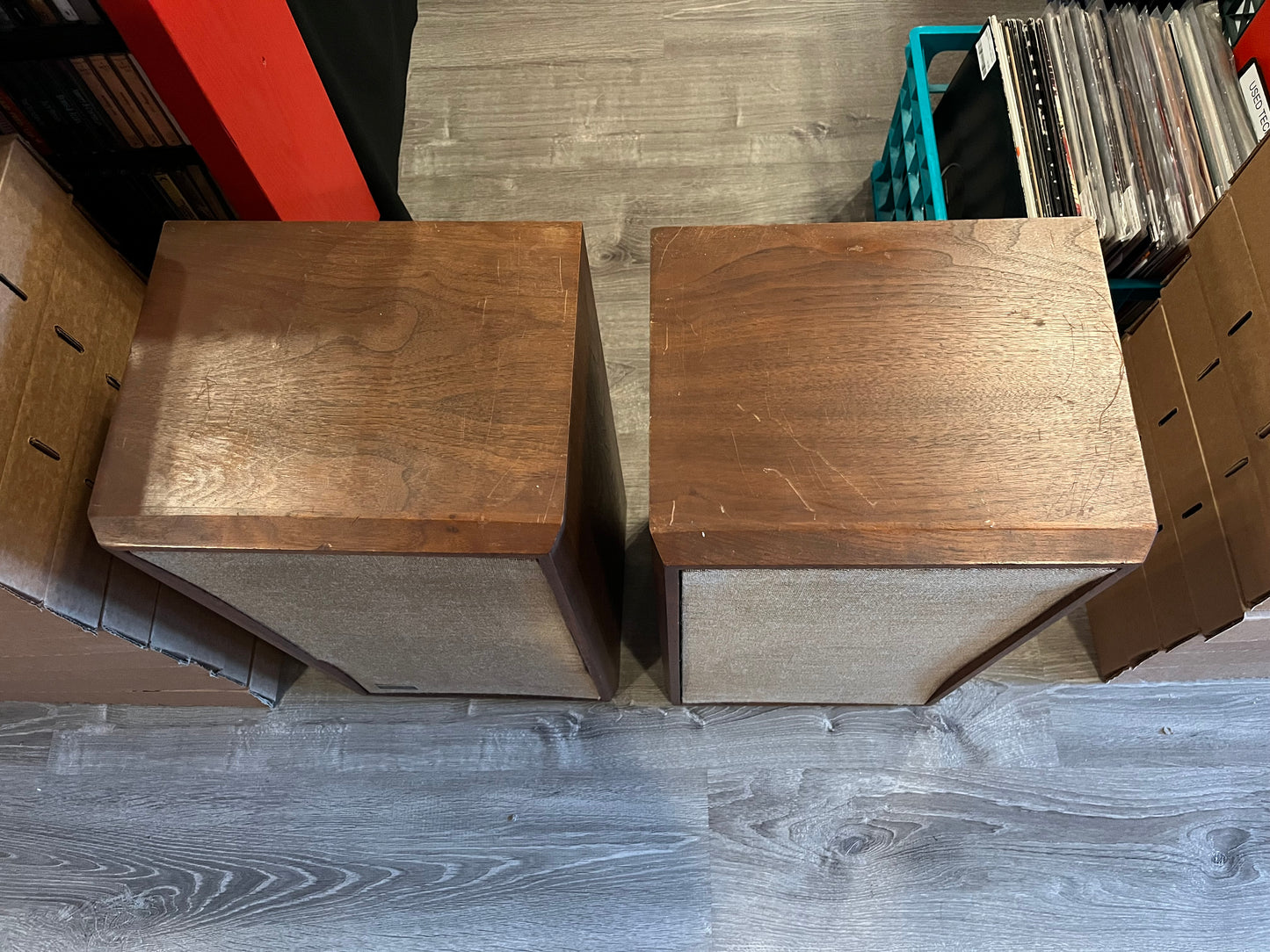 KLH Model 33 Loudspeakers Speakers Wood *Vintage* Work Great