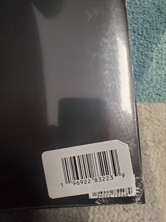 All Born Screaming | Mint (M) Mint (M)