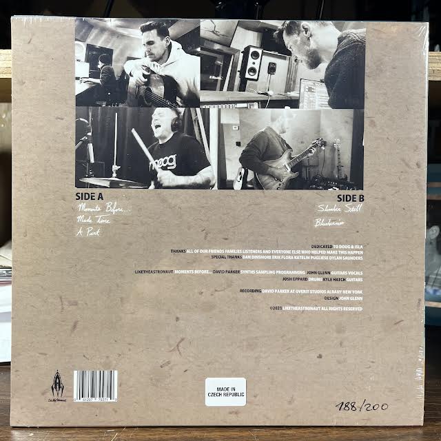 Moments Before... (10" VINYL) | Mint (M) Mint (M) - ALT/INDIE *SEALED*