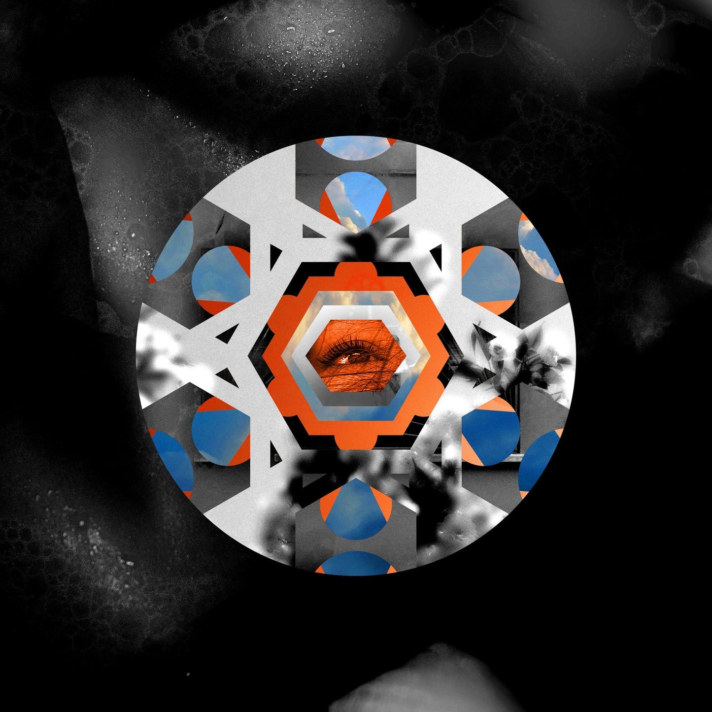 There Is No Memory (Translucent Black Vinyl) |