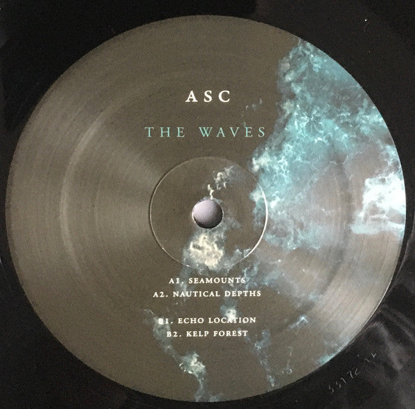 The Waves | Mint (M) Mint (M)