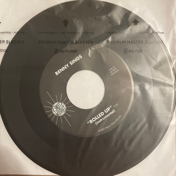 Rolled Up | Mint (M) Mint (M)