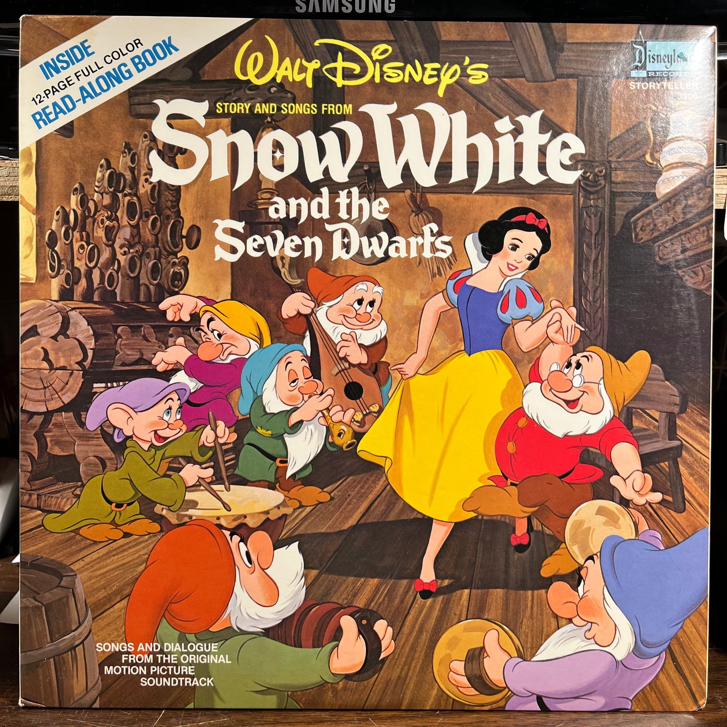 Snow White And The Seven Dwarfs (VINYL) | Near Mint- (NM-) Near Mint- (NM-) - CHILDRENS / USED *NEAR MINT-*