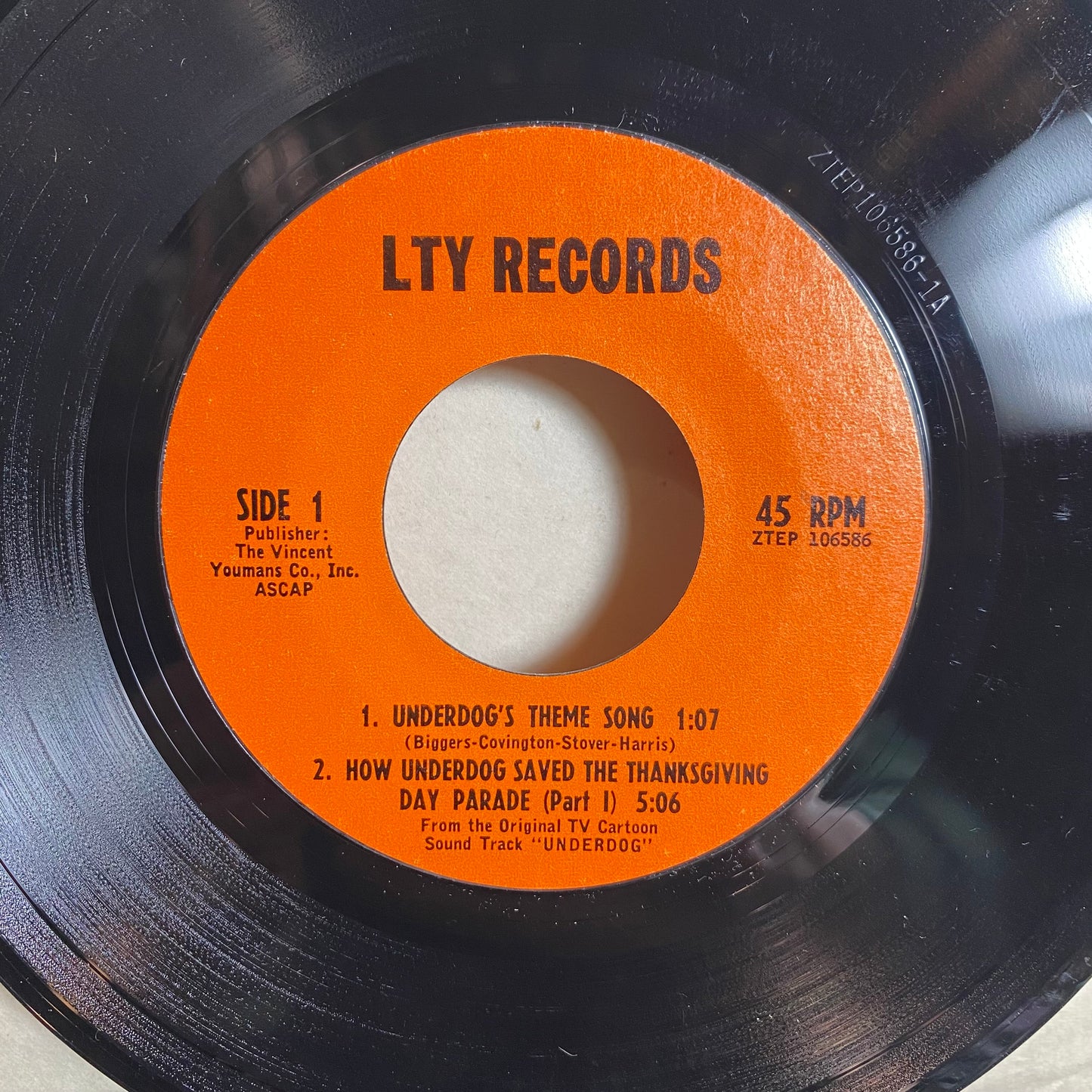 The Underdog Theme Song (7" VINYL) | Near Mint (NM or M-) Very Good Plus (VG+) - CHILDRENS / USED *NEAR MINT*