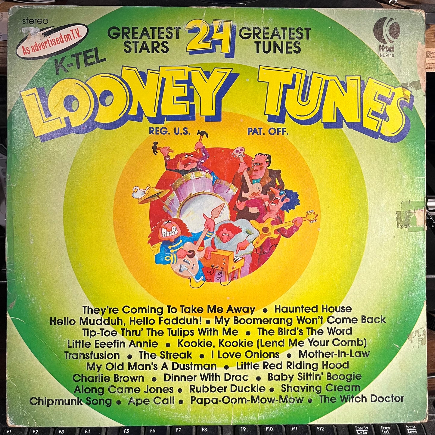 Looney Tunes (VINYL) | Very Good (VG) Very Good (VG) - CHILDRENS / USED *VERY GOOD*