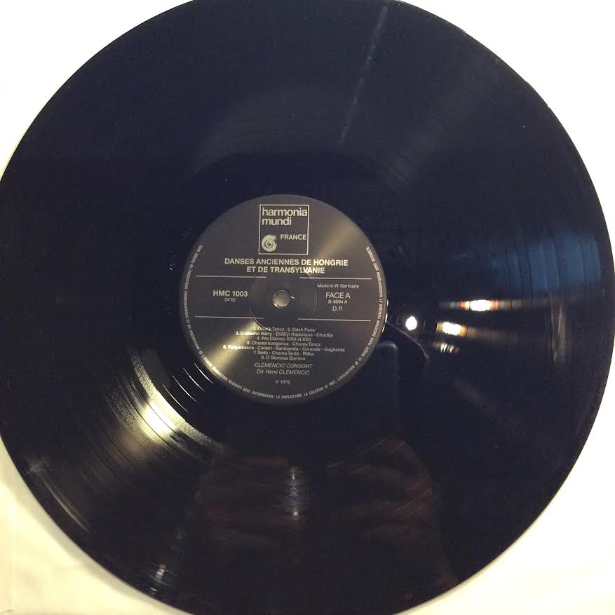 Danses Anciennes De Hongrie (VINYL) | Near Mint (NM) Near Mint (NM) - CLASSICAL / USED *NEAR MINT*