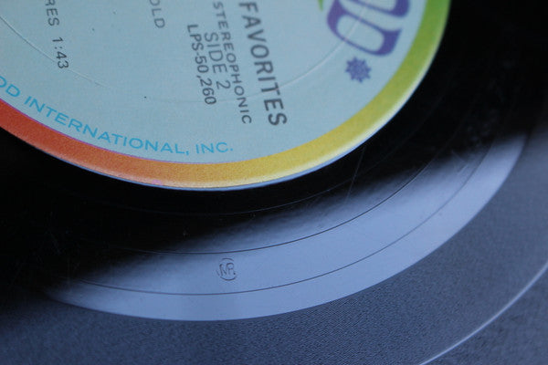 Most Requested Country Favorites | Near Mint (NM) Near Mint (NM) - COUNTRY / USED *NEAR MINT*