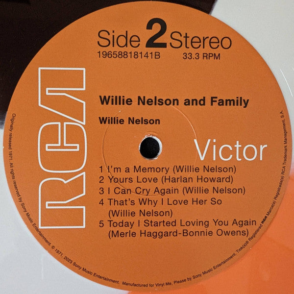 Willie Nelson & Family | Mint (M) Mint (M) - COUNTRY *COLOR/VMP*
