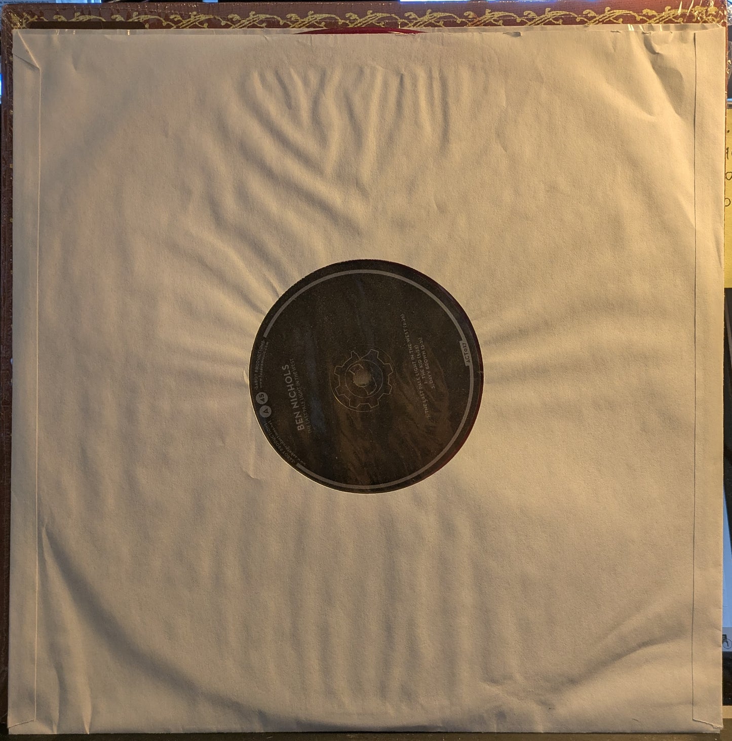 The Last Pale Light In The West (VINYL) | Near Mint (NM) Near Mint (NM) - COUNTRY / USED *NEAR MINT*