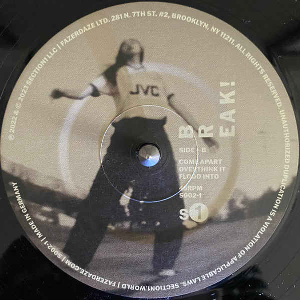 Break! | Mint (M) Mint (M)