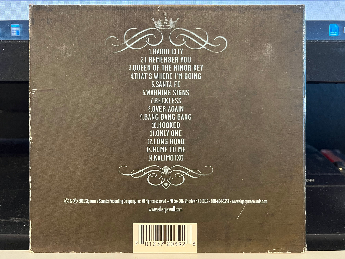 Queen Of The Minor Key *SIGNED* | Excellent (EX) Excellent (EX)