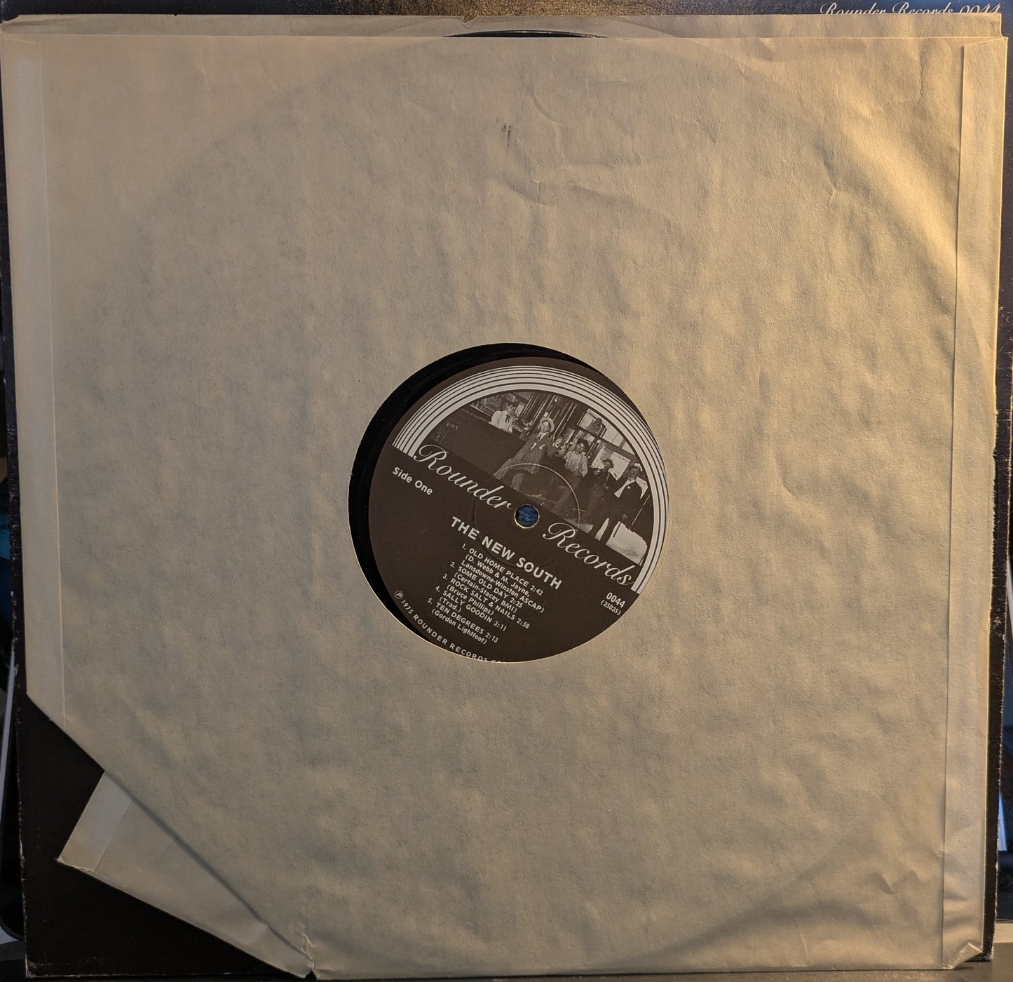 The New South (VINYL) | Excellent (EX) Very Good Plus (VG+) - FOLK / USED *EXCELLENT*