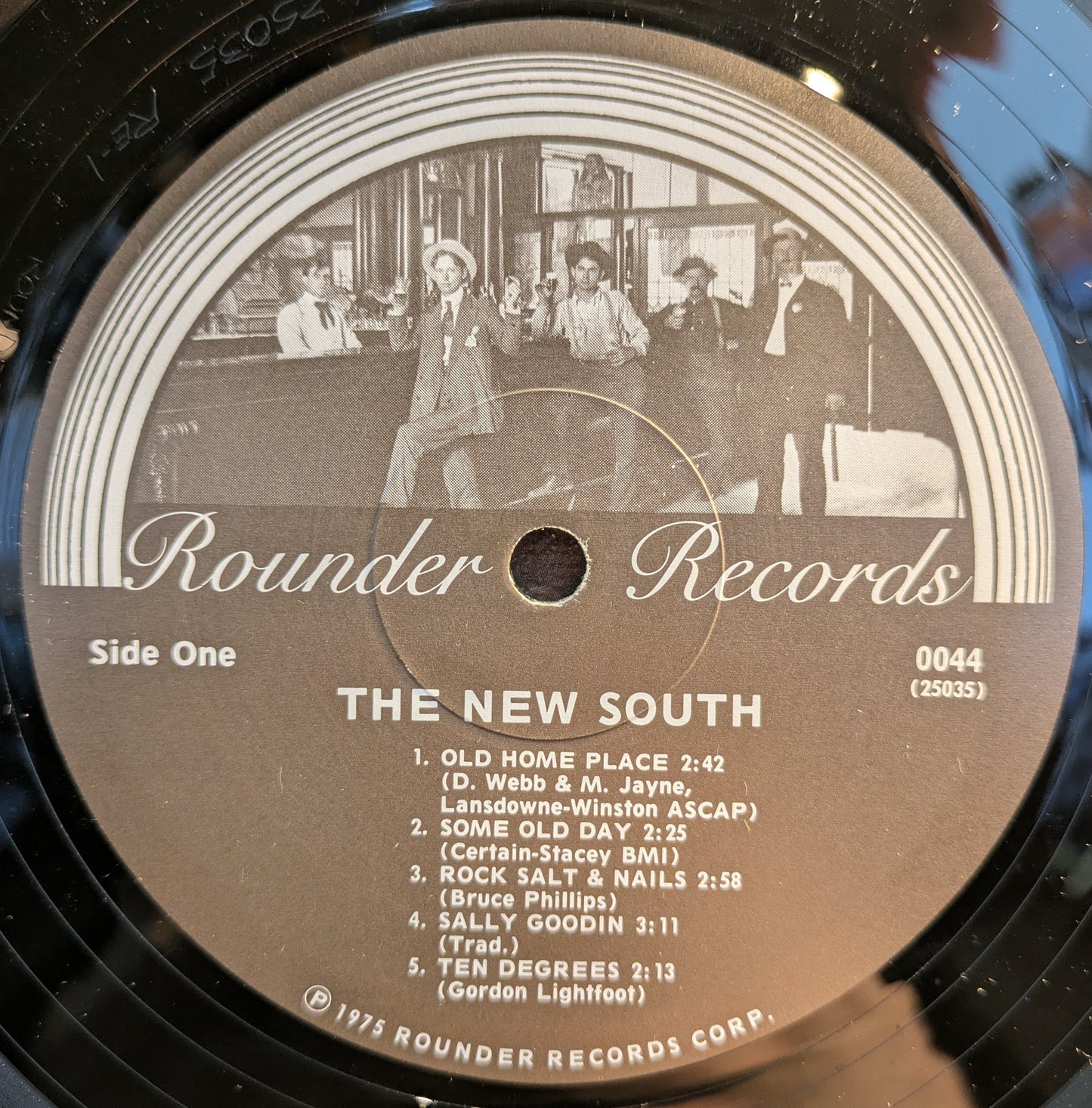 The New South (VINYL) | Excellent (EX) Very Good Plus (VG+) - FOLK / USED *EXCELLENT*