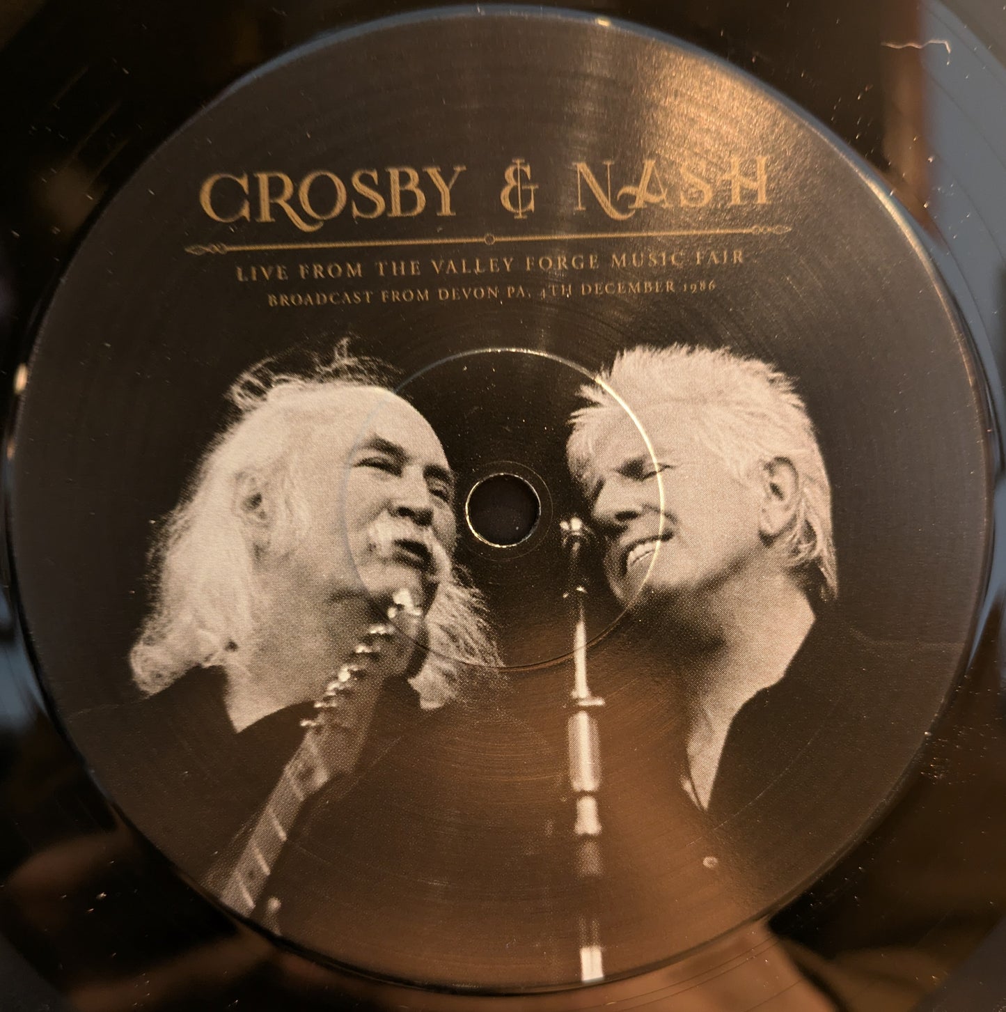 Live From The Valley Forge Music Fair (VINYL) | Near Mint (NM) Near Mint (NM) - FOLK / USED *NEAR MINT+*