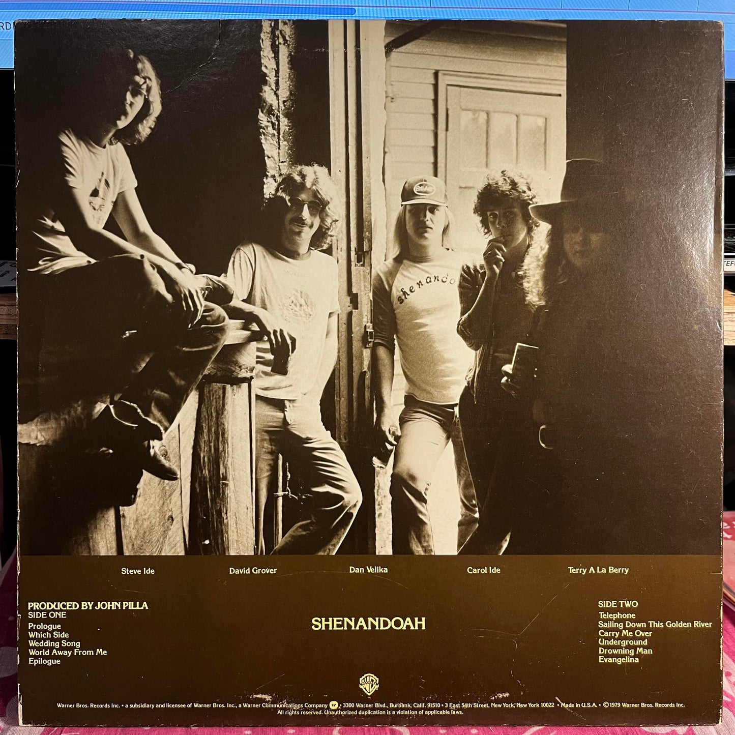Outlasting The Blues *WINCHESTER* | Near Mint (NM) Excellent (EX)