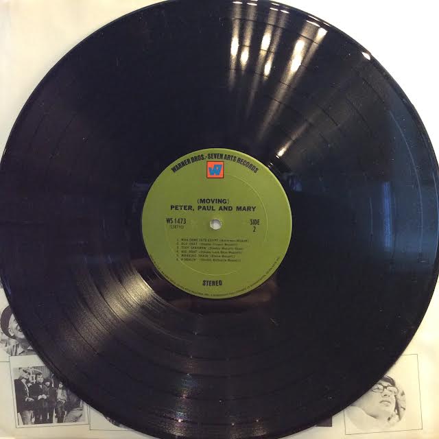 (Moving) (VINYL) | Near Mint (NM or M-) Near Mint (NM or M-) - FOLK / USED *NEAR MINT*