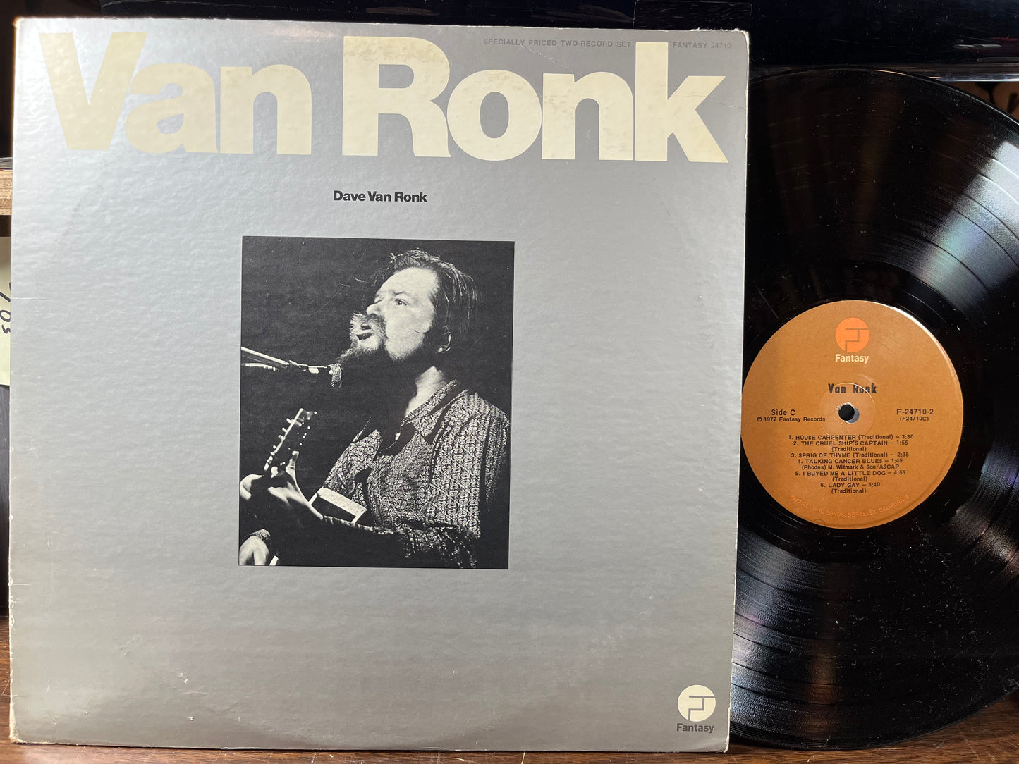 Van Ronk (2xVINYL) | Very Good Plus Plus (VG++) Very Good Plus Plus (VG++) - FOLK / USED *VERY GOOD++*
