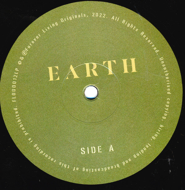 Earth | Mint (M) Mint (M)