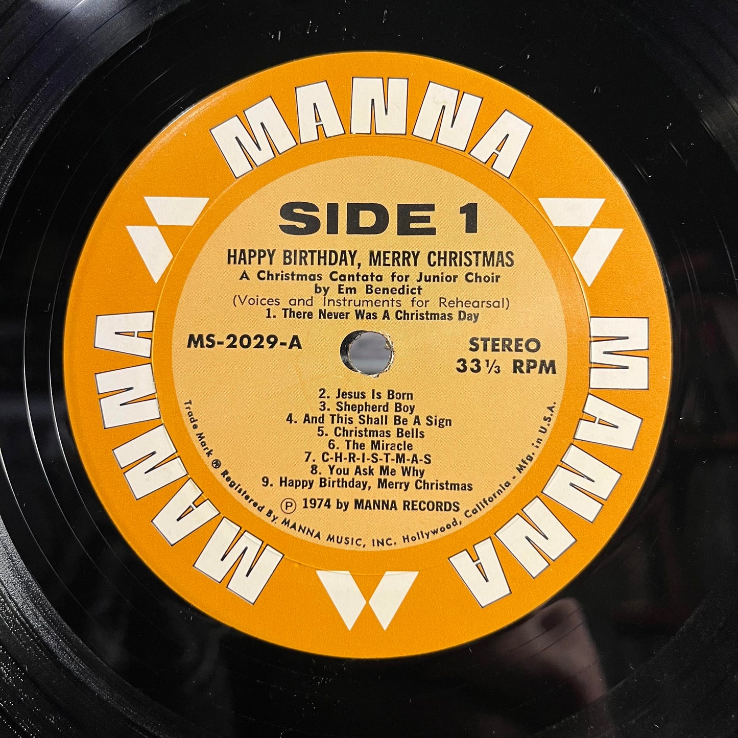 Emma Benedict - Happy Birthday Merry Christmas | Near Mint (NM) Excellent+ (EX+) - HOLIDAY / USED *NEAR MINT-*
