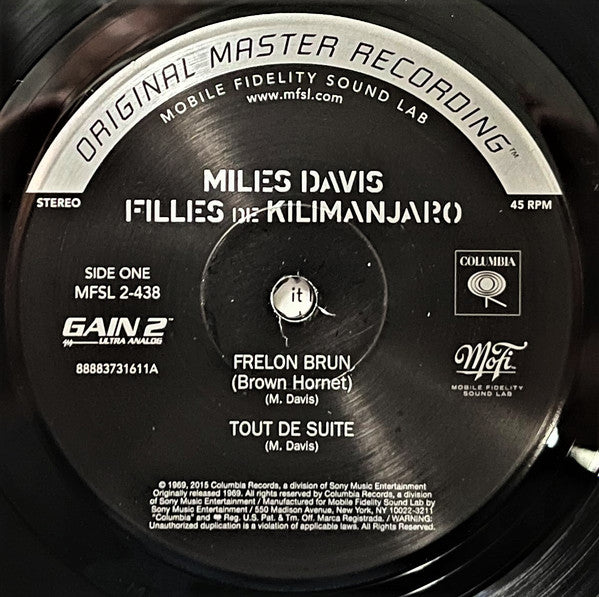 Filles De Kilimanjaro *2023* | Mint (M) Mint (M)