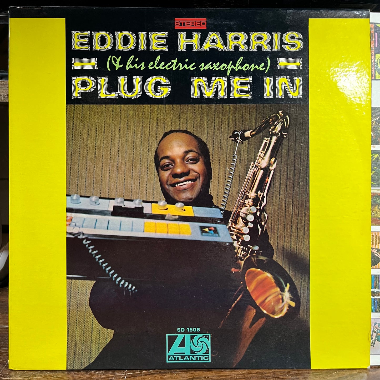Plug Me In (VINYL) | Excellent+ (EX+) Near Mint (NM) - JAZZ / USED *EXCELLENT+*