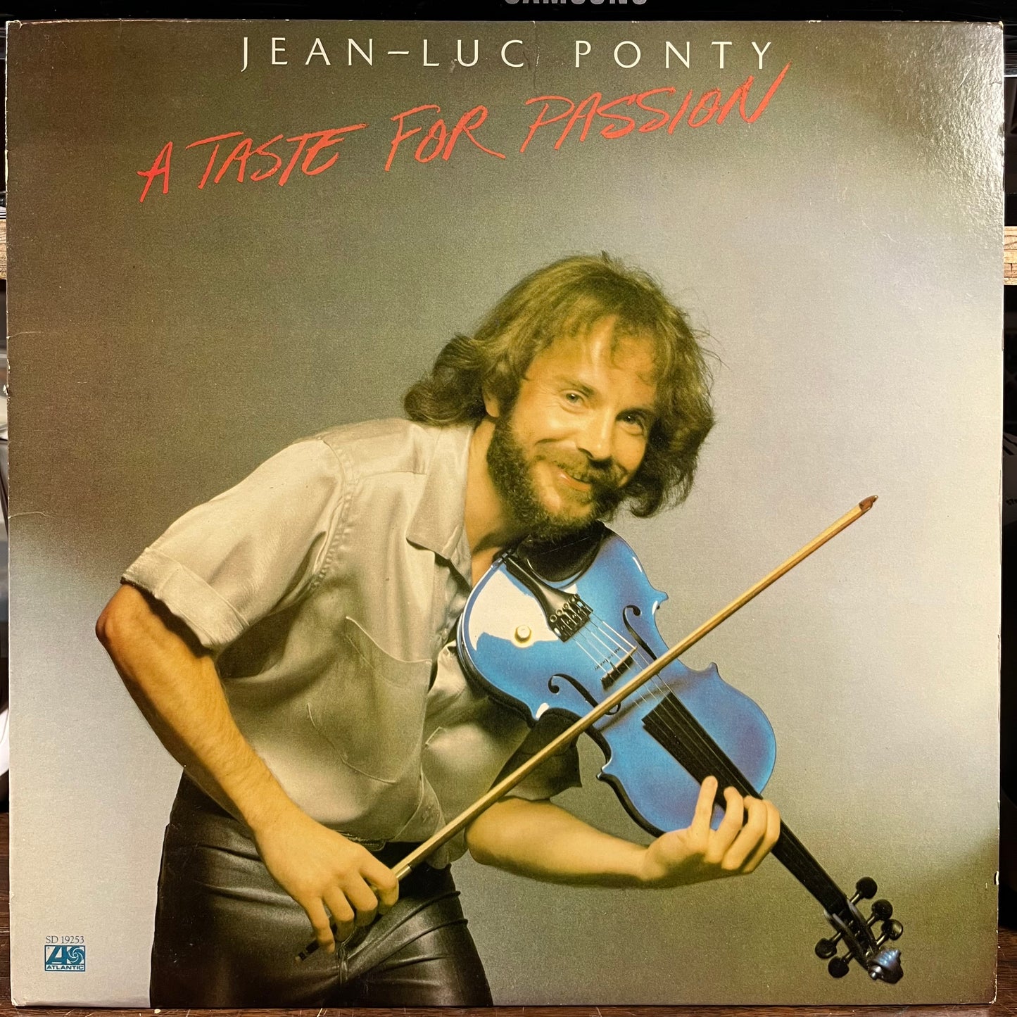 A Taste For Passion (VINYL) | Near Mint- (NM-) Near Mint- (NM-) - JAZZ / USED *NEAR MINT-*