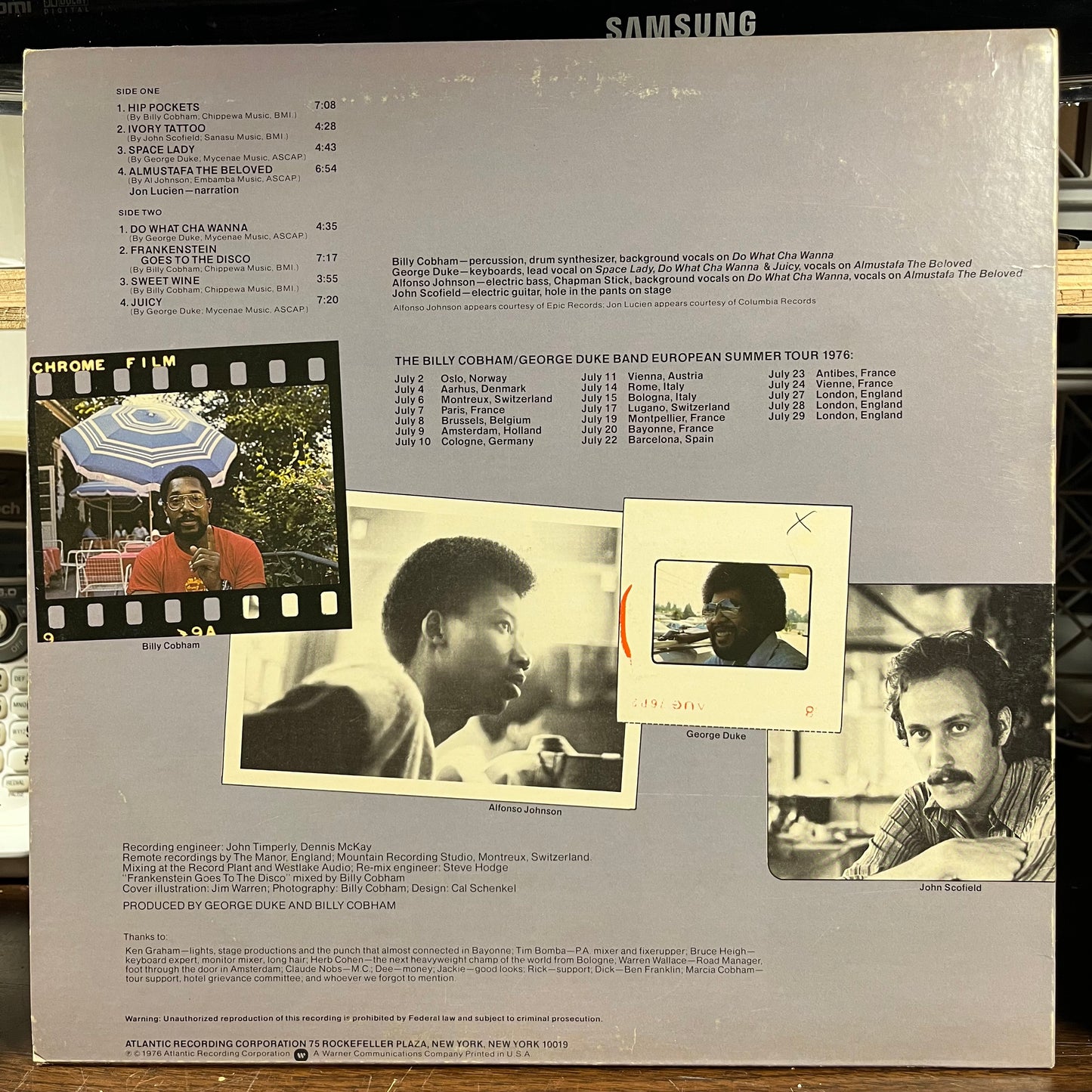 "Live" On Tour In Europe (LP) | NEAR MINT MINUS (NM-) Excellent (EX) - JAZZ / USED *NEAR MINT-*