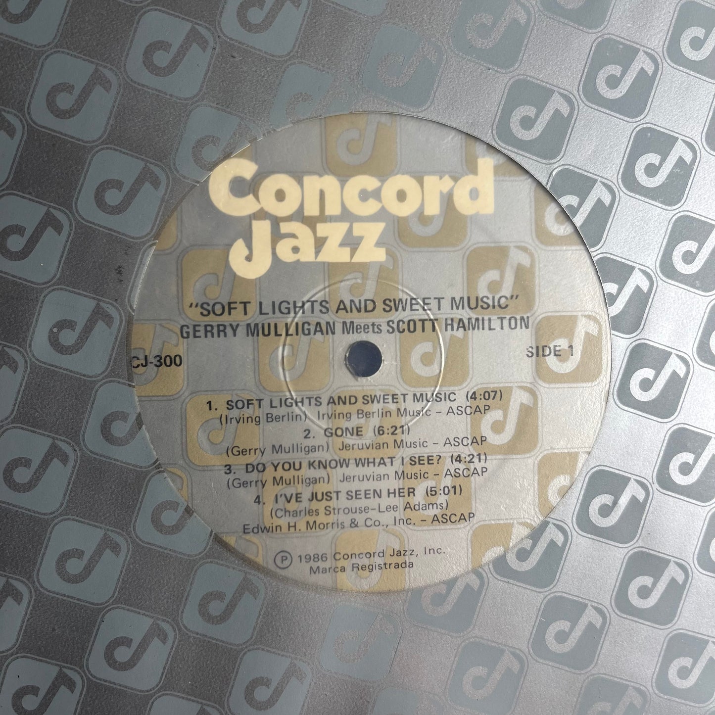 Gerry Mulligan - Soft Lights & Sweet Music | Near Mint (NM) Mint (M) - JAZZ / USED *NEAR MINT*
