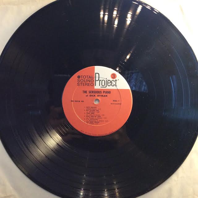 The Sensuous Piano Of Dick Hyman (VINYL) | Near Mint (NM or M-) Near Mint (NM or M-) - JAZZ / USED *NEAR MINT*