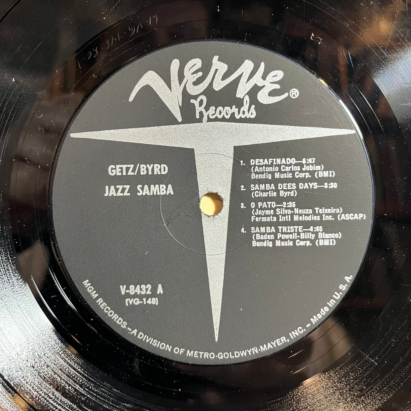 Jazz Samba (VINYL) | Very Good (VG) Excellent (EX) - JAZZ / USED *VERY GOOD*
