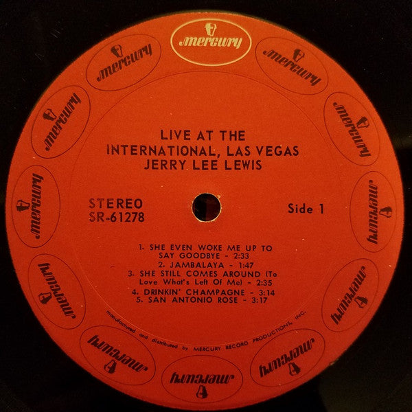 Live At The International, Las Vegas | Very Good Plus (VG+) Very Good Plus (VG+) - COUNTRY / USED *VERY GOOD++*