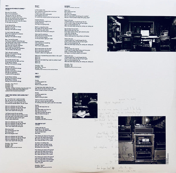 Continuum | Mint (M) Mint (M)