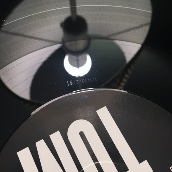 Lo Tom | Mint (M) Mint (M) - ALT/INDIE *SEALED*