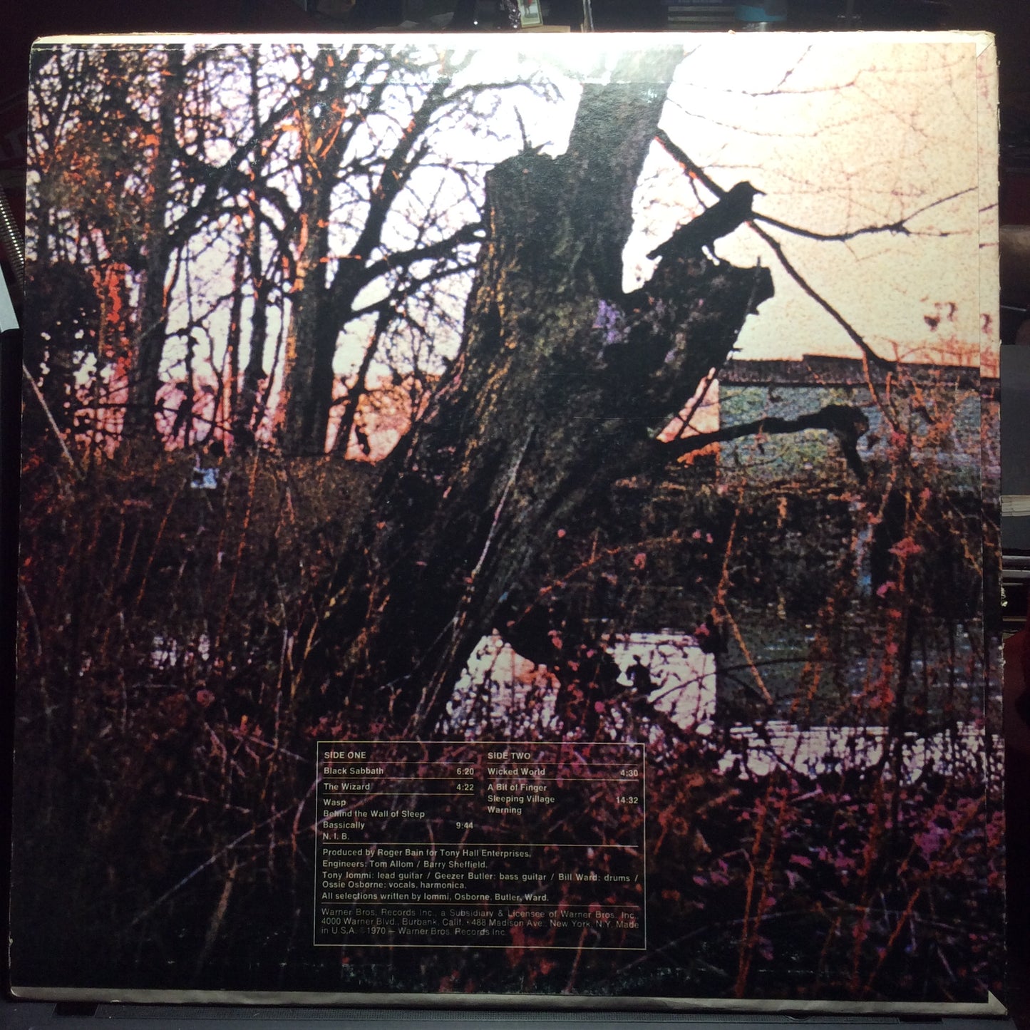 Black Sabbath (VINYL) | Excellent+ (EX+) Very Good Plus (VG+) - METAL / USED *EXCELLENT+*