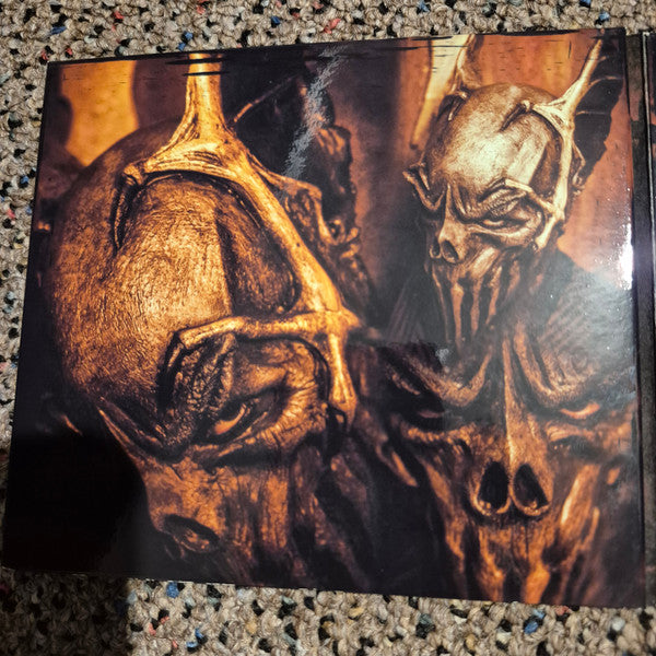 The Righteous & The Butterfly (CD) | Excellent+ (EX+) Excellent+ (EX+) - METAL / USED *EXCELLENT+*
