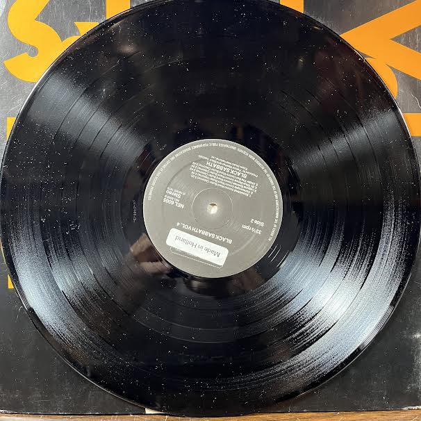 Black Sabbath Vol 4 (VINYL) | Near Mint (NM or M-) Excellent (EX) - METAL / USED *NEAR MINT*