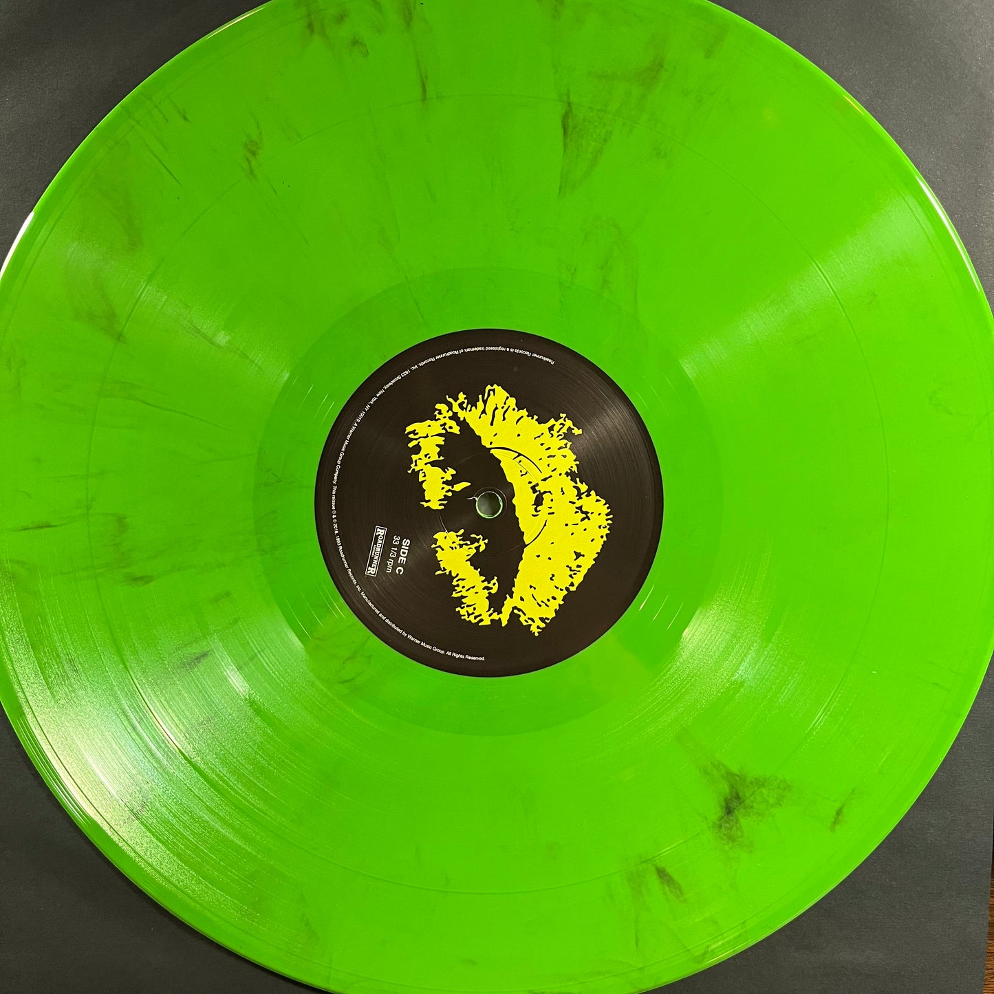 Bloody Kisses (3xVINYL) *GREEN WITH BLACK SWIRL* | Near Mint (NM) Near Mint (NM) - METAL / USED *NEAR MINT*