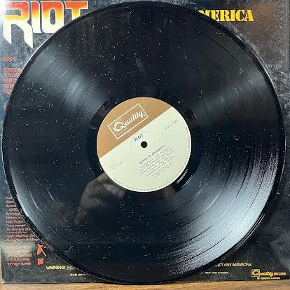 Born In America (VINYL) | Near Mint (NM or M-) Excellent+ (EX+) - METAL / USED *NEAR MINT*