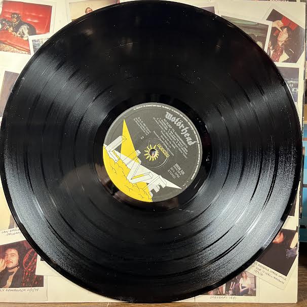No Sleep 'til Hammersmith (VINYL) | Very Good Plus (VG+) Very Good Plus (VG+) - METAL / USED *VERY GOOD+*