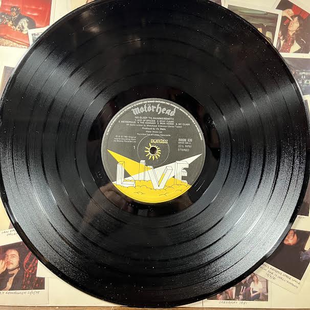 No Sleep 'til Hammersmith (VINYL) | Very Good Plus (VG+) Very Good Plus (VG+) - METAL / USED *VERY GOOD+*