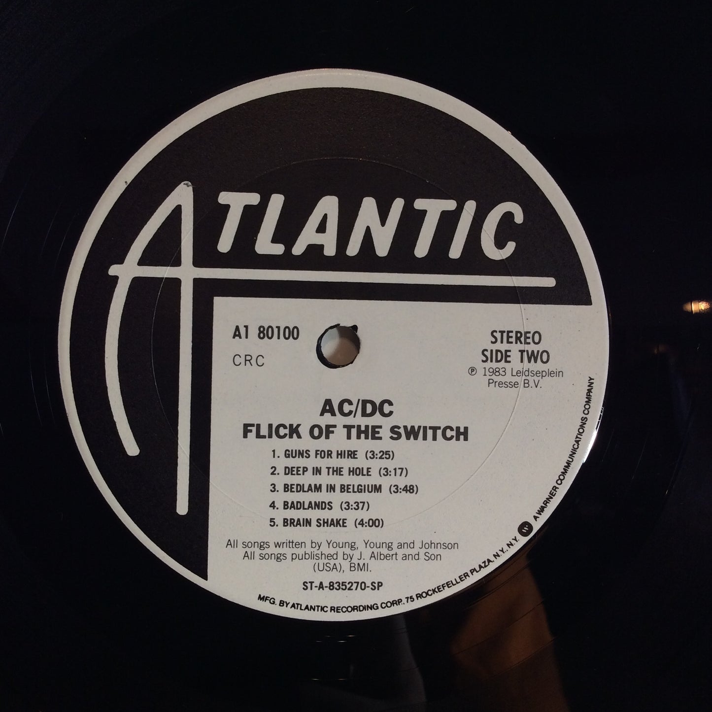Flick Of The Switch (VINYL) | Very Good Plus (VG+) Near Mint (NM) - METAL / USED *VERY GOOD+*