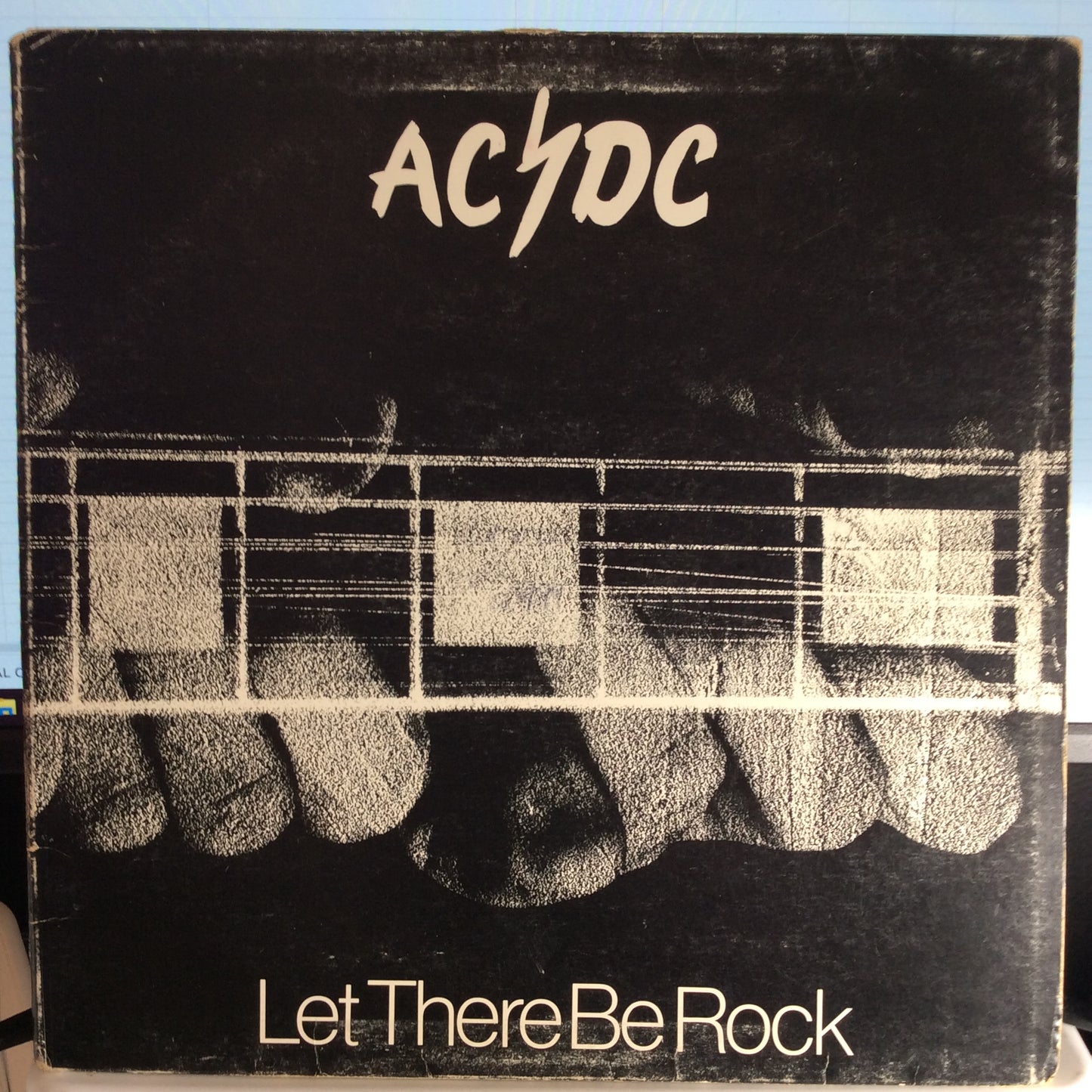 Let There Be Rock (VINYL) | Very Good Plus (VG+) Very Good (VG) - METAL / USED *VERY GOOD+*