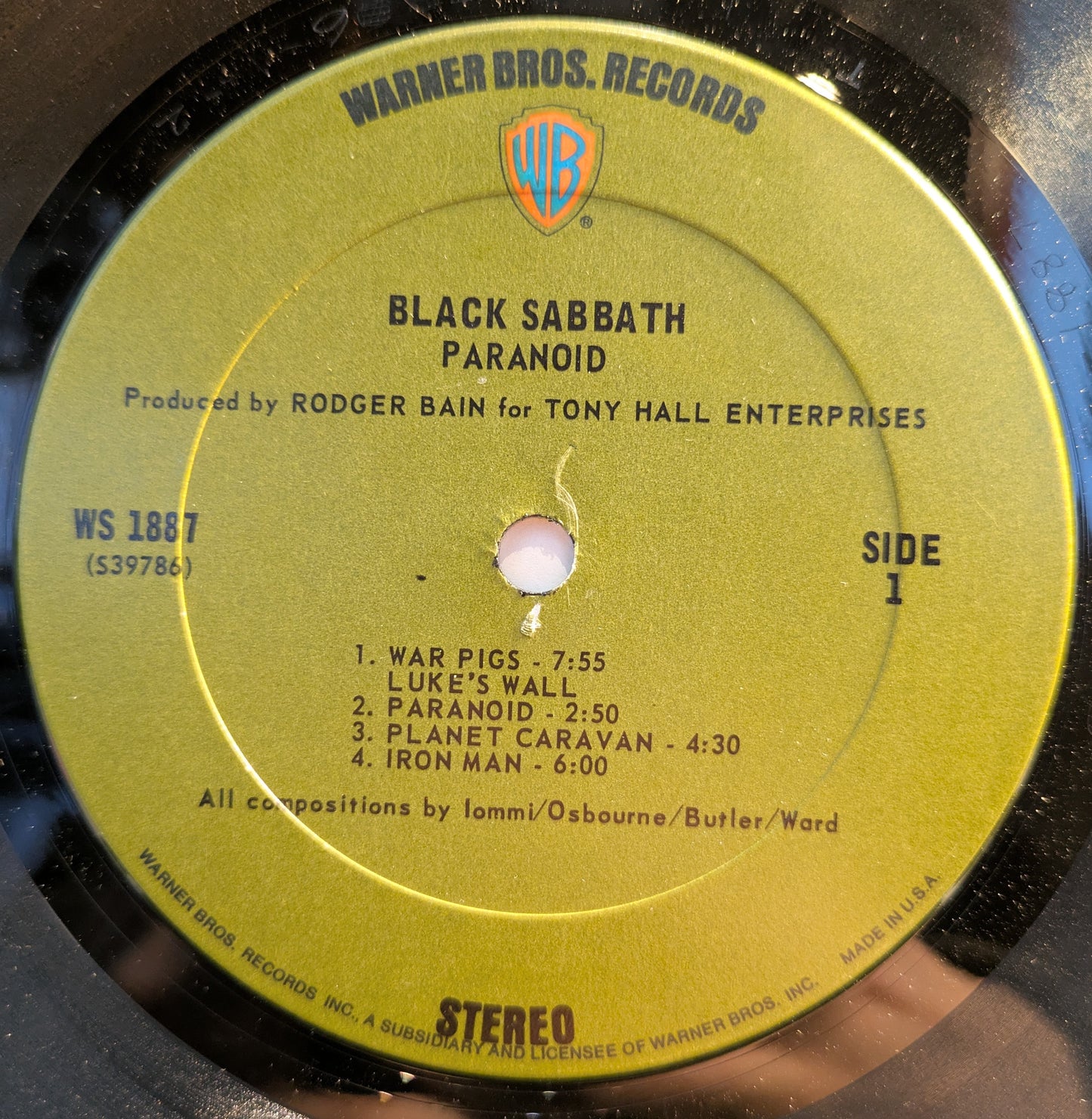 Paranoid (VINYL) | Very Good (VG) Very Good (VG) - METAL / USED *VERY GOOD*