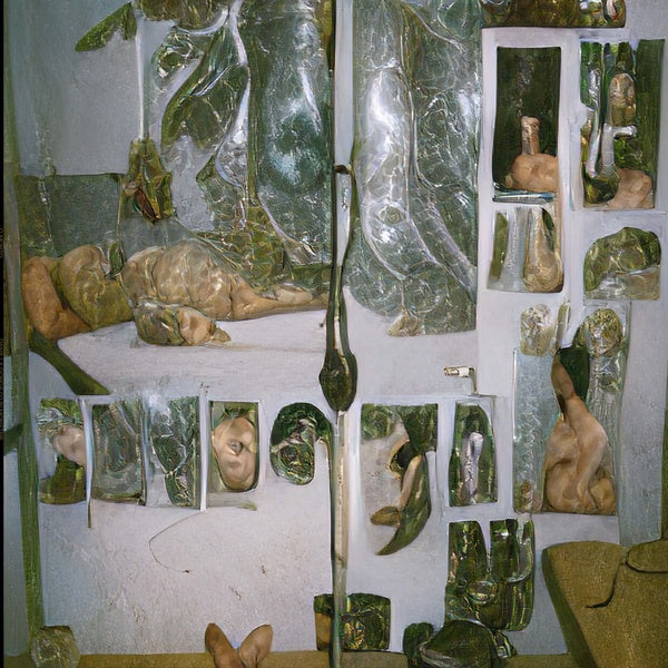 Dans la Gorge d'un Monstre |