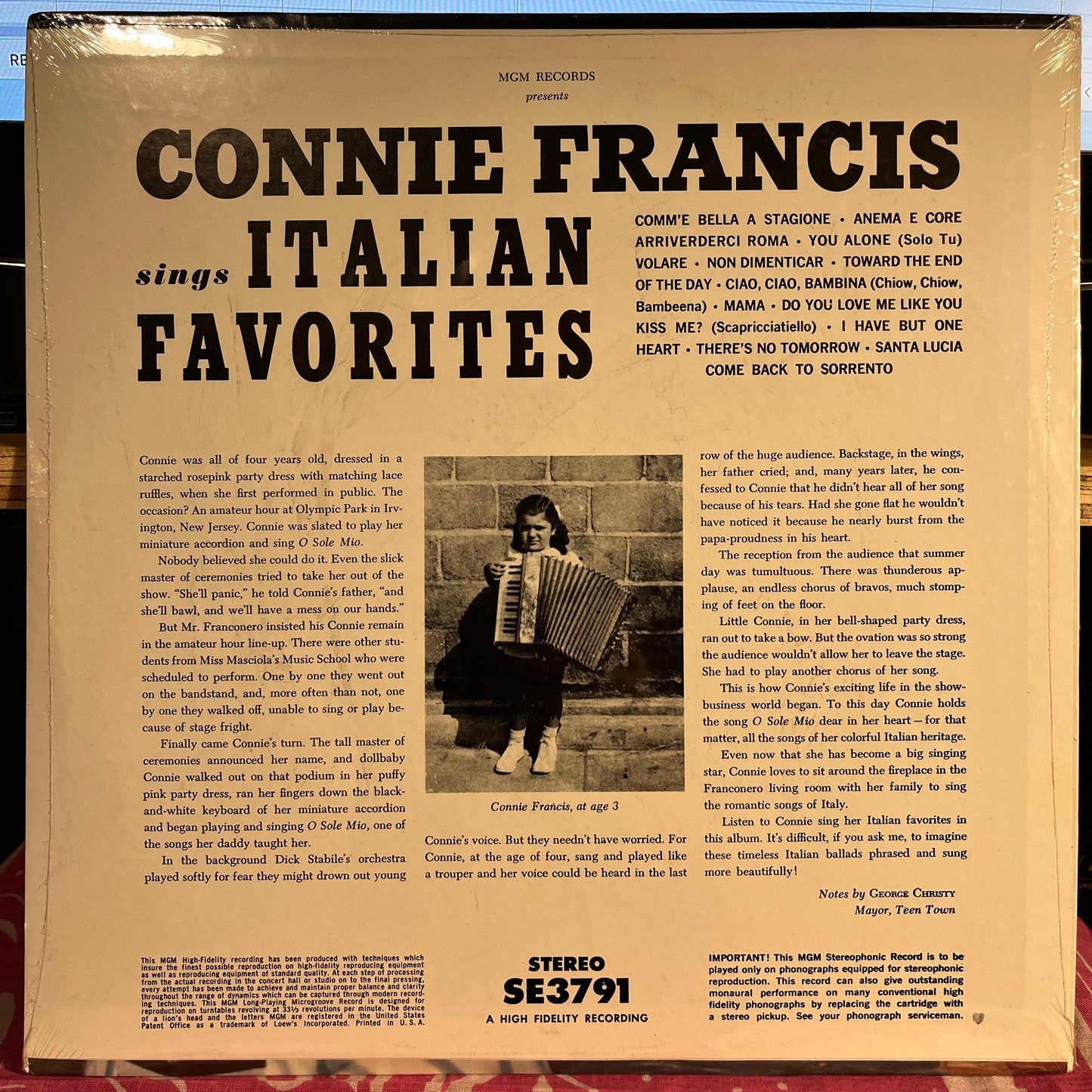 Sings Italian Favorites | Mint (M) Mint (M)