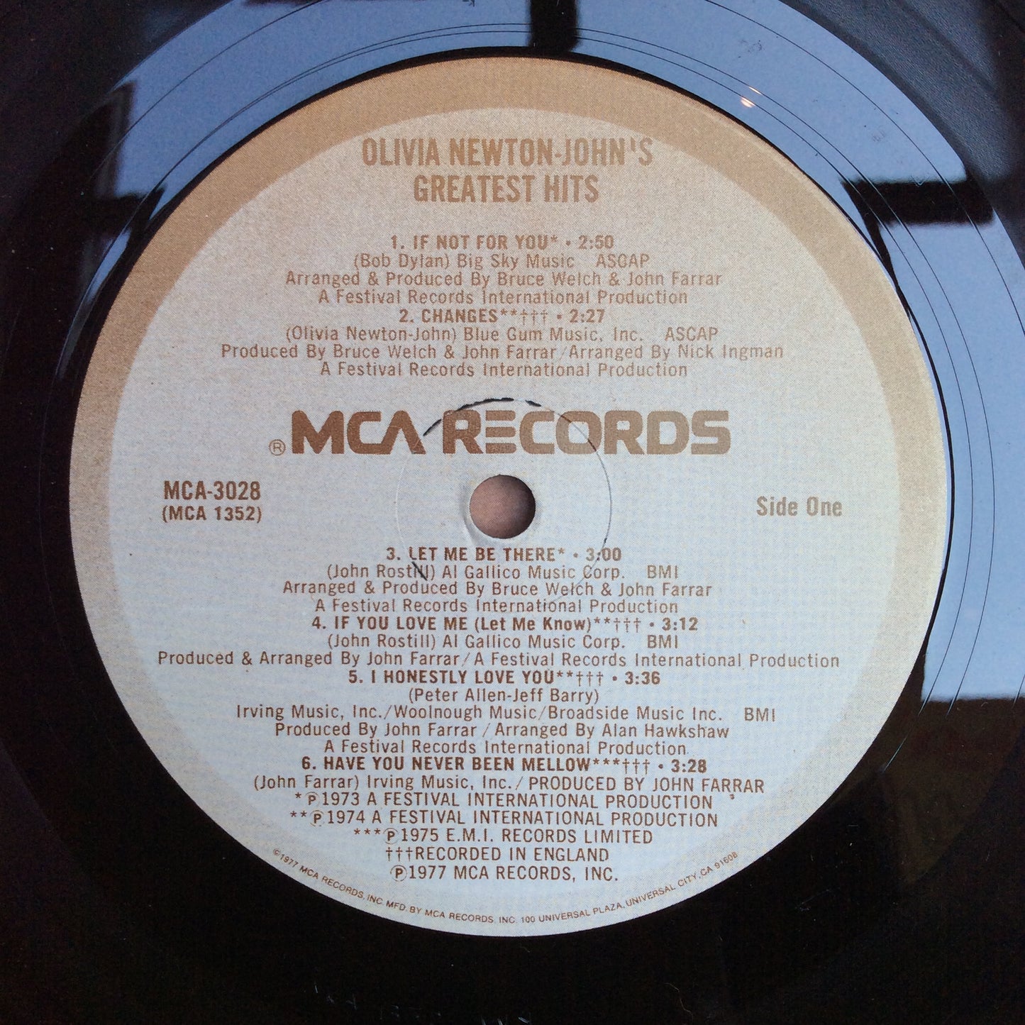 Olivia Newton-John's Greatest Hits (VINYL) | Excellent+ (EX+) Excellent (EX) - POP / USED *EXCELLENT+*