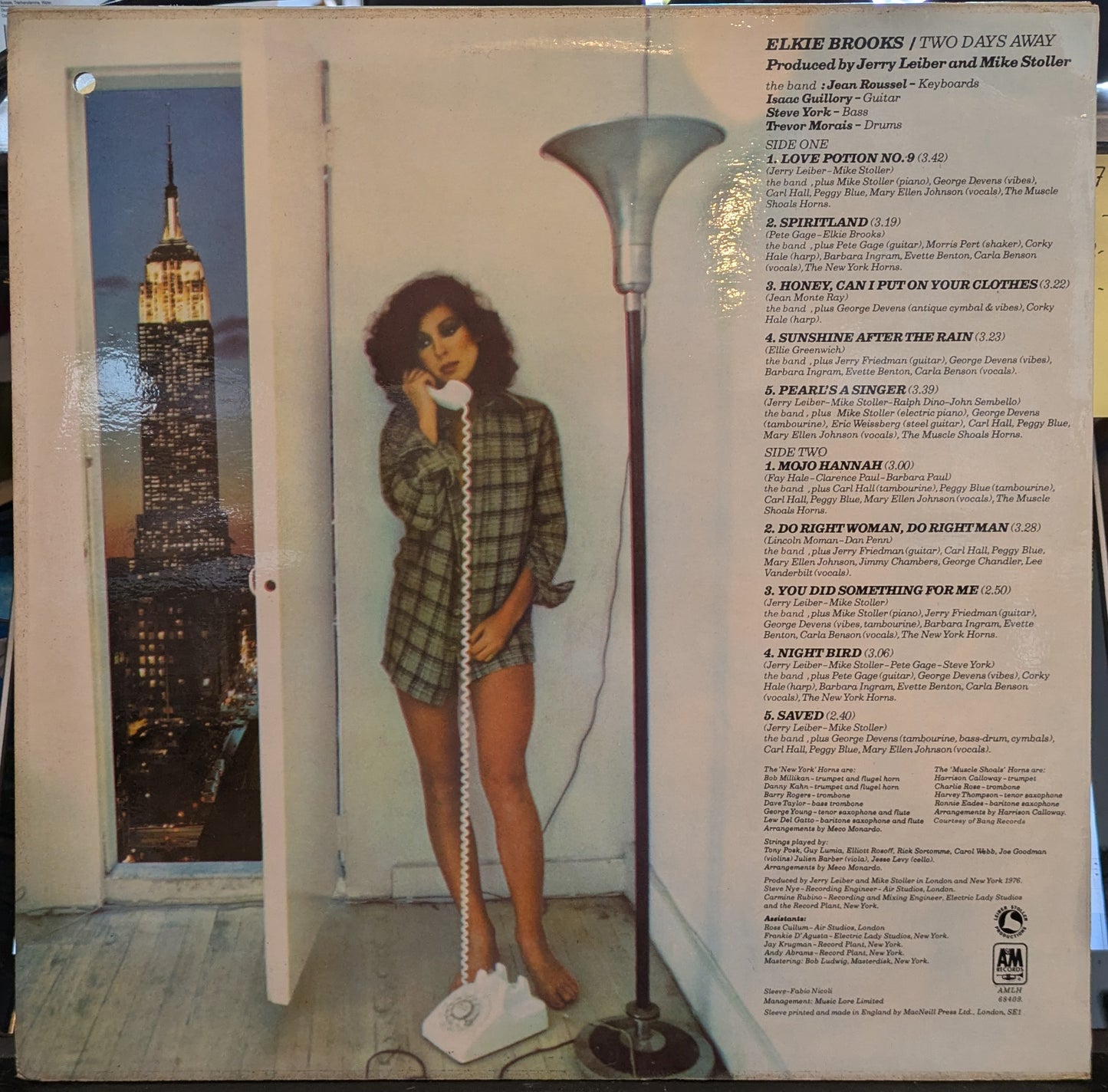 Two Days Away (UK - VINYL) | Near Mint (NM) Near Mint (NM) - POP / USED *NEAR MINT*