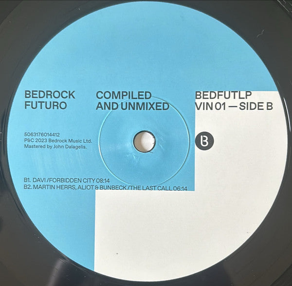 Bedrock Futuro | Mint (M) Mint (M)