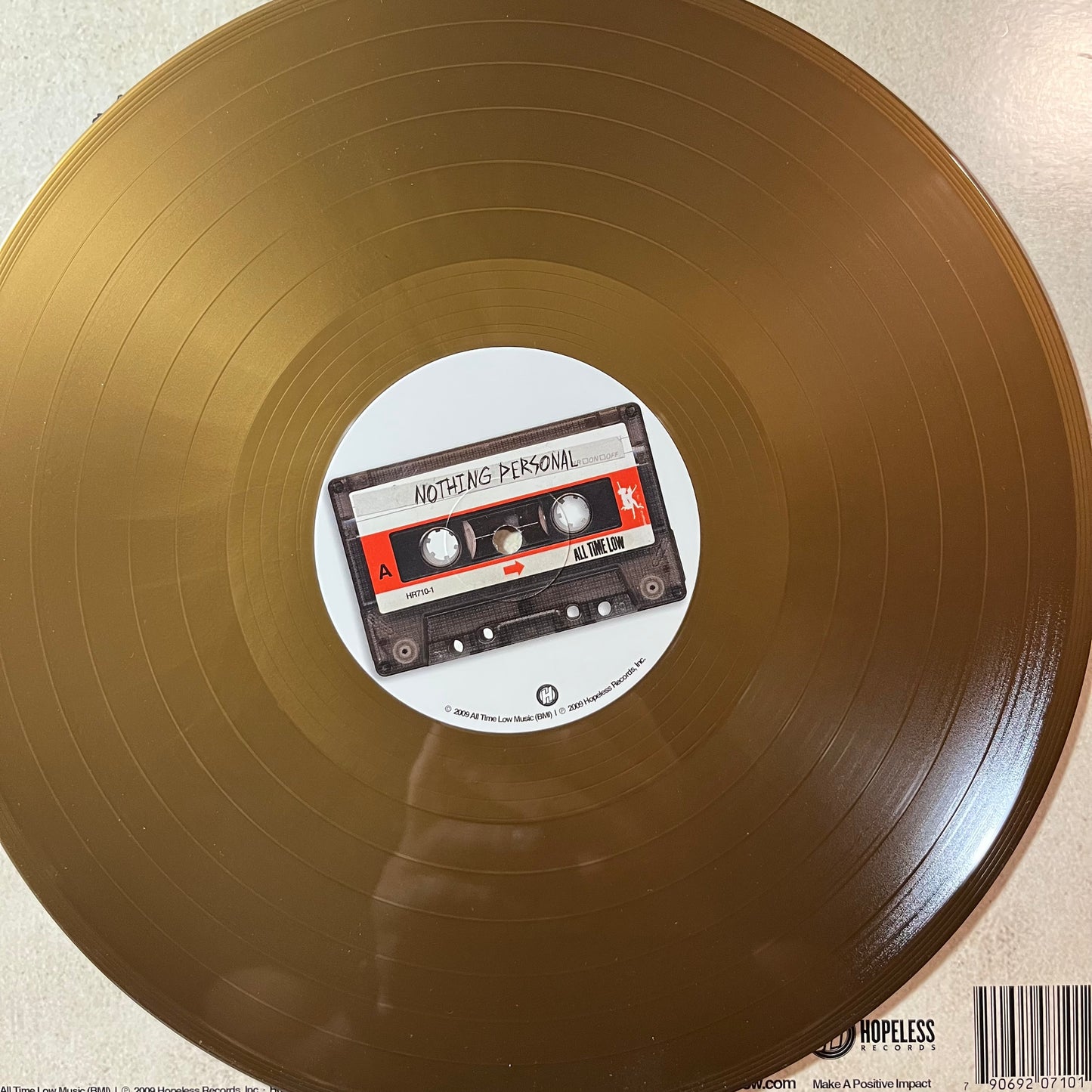 All Time Low - Nothing Personal (GOLD VINYL LP) | USED Near Mint (NM or M-) Near Mint (NM or M-) - PUNK / USED *NEAR MINT*