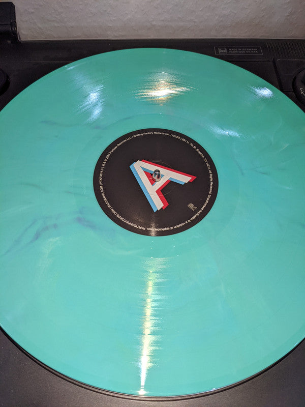Crawler | Mint (M) Mint (M)